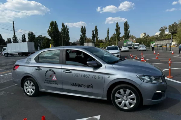 Курсы вождения от автошколы Константа-ГС — ваш путь к уверенности за рулем